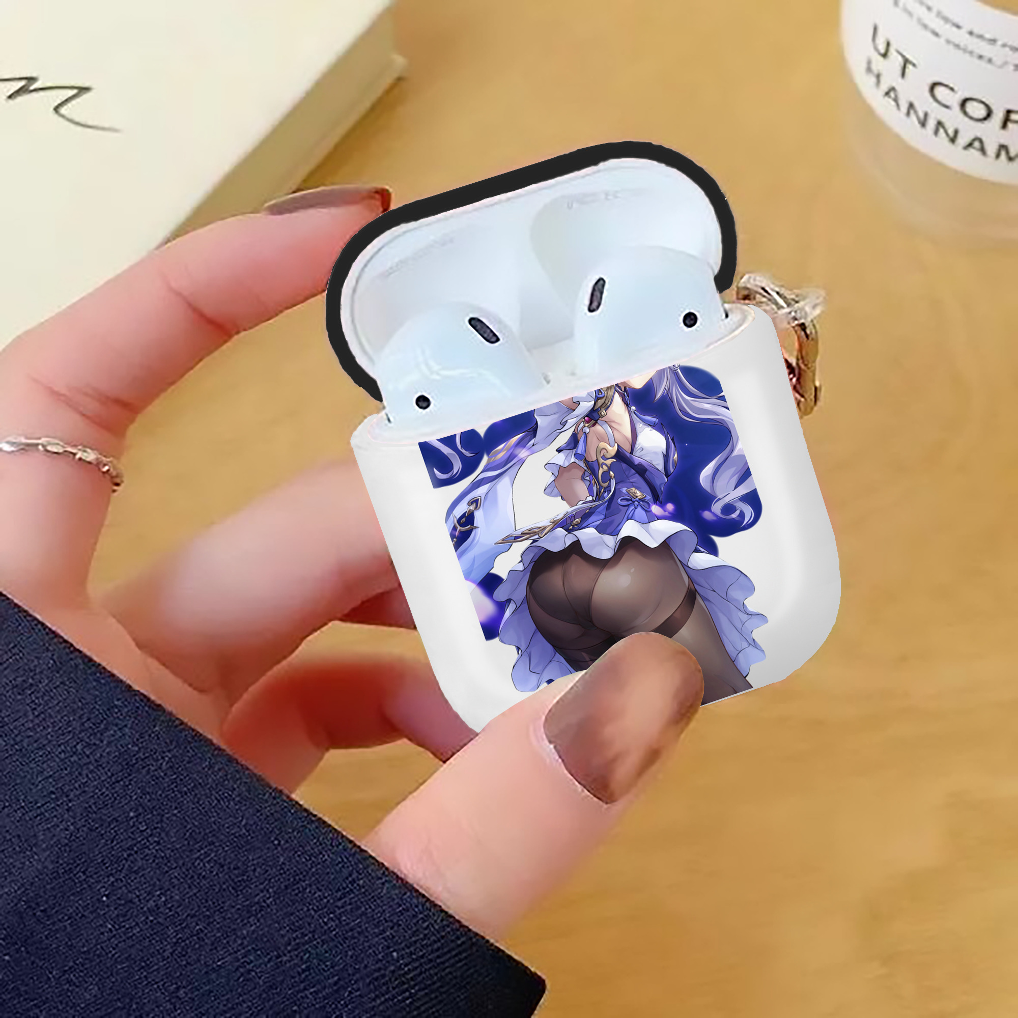 げんし神 刻晴 こくせい genshin Kokusei AirPods 第2世代保護ケース ハードシェル ブラック 耐衝撃・防指紋・カラビナ付き