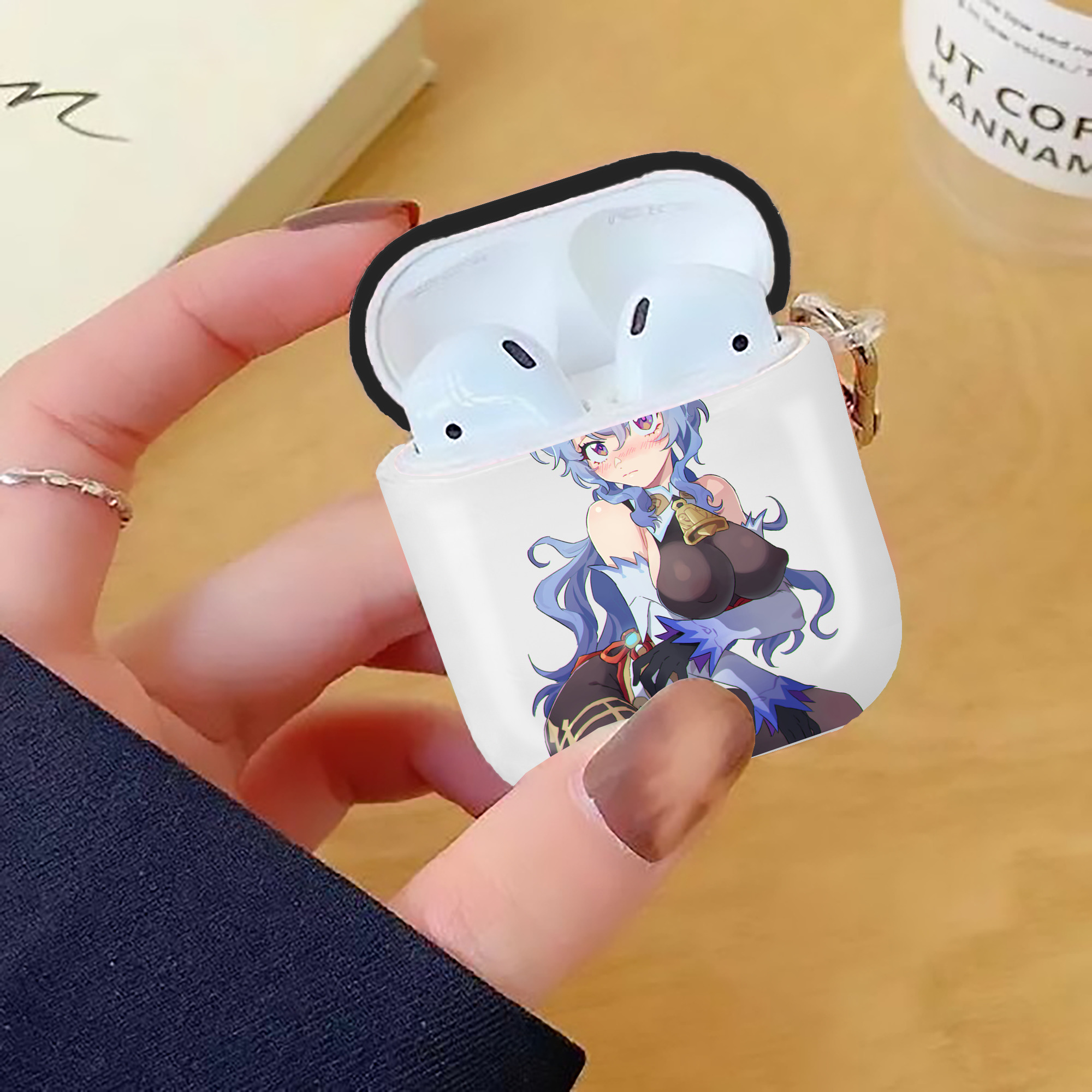 げんし神 甘雨 かんう genshin Ganyu AirPods 第2世代保護ケース ハードシェル ブラック 耐衝撃・防指紋・カラビナ付き