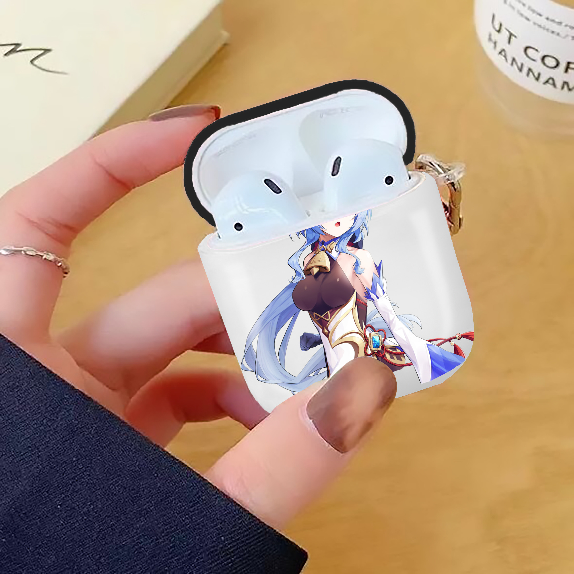 げんし神 甘雨 かんう genshin Ganyu AirPods 第2世代保護ケース ハードシェル ブラック 耐衝撃・防指紋・カラビナ付き