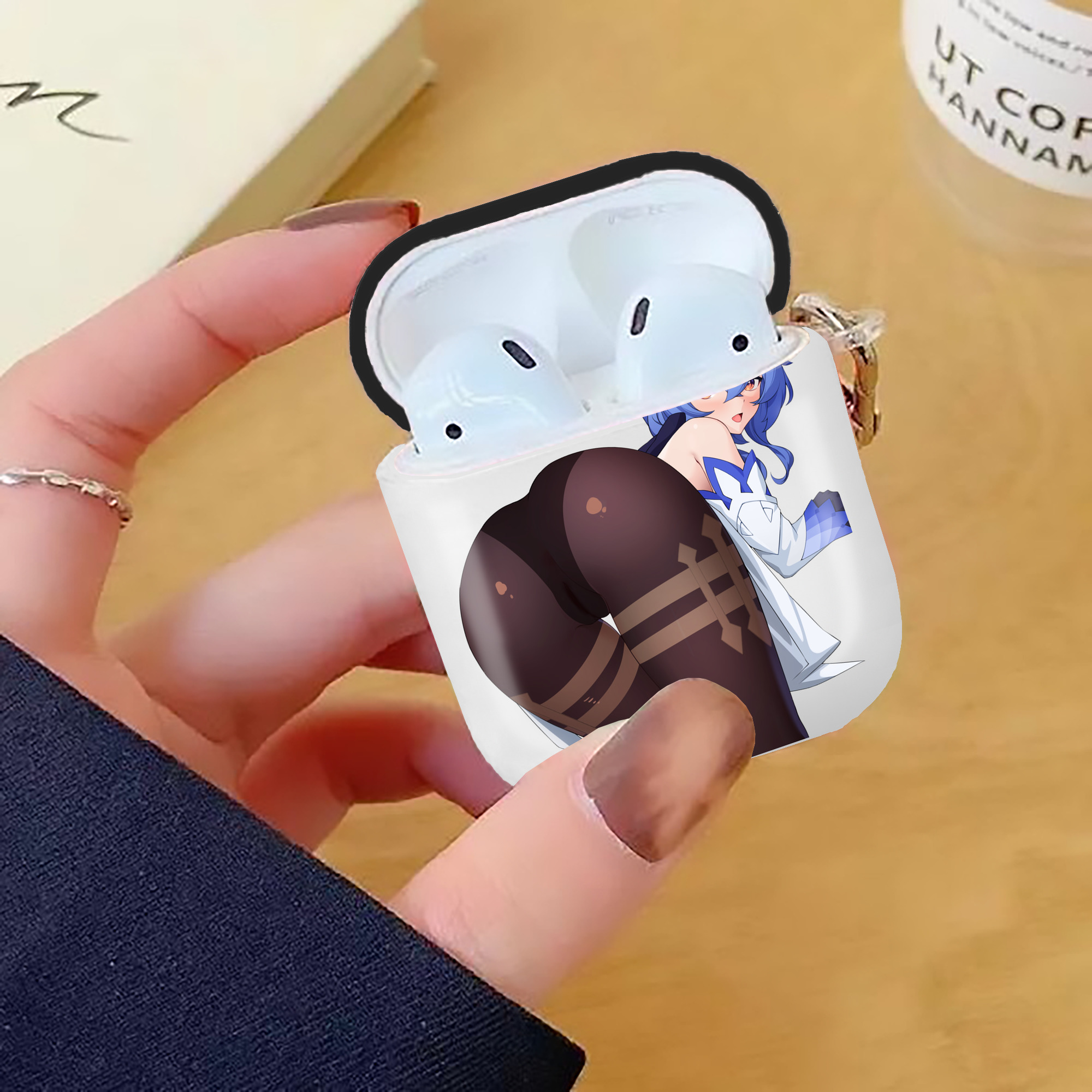 げんし神 甘雨 かんう genshin Ganyu AirPods 第2世代保護ケース ハードシェル ブラック 耐衝撃・防指紋・カラビナ付き