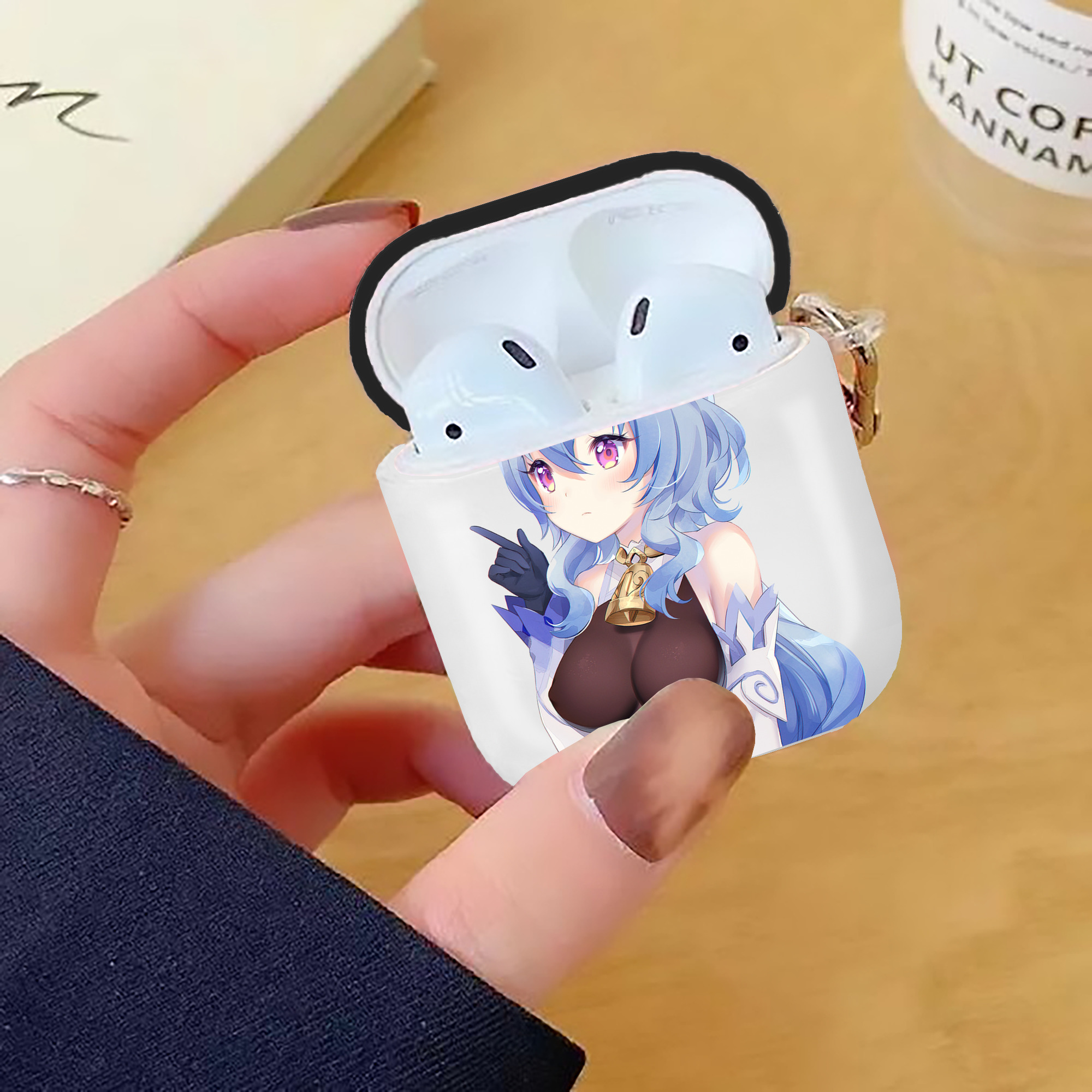 げんし神 甘雨 かんう genshin Ganyu AirPods 第2世代保護ケース ハードシェル ブラック 耐衝撃・防指紋・カラビナ付き