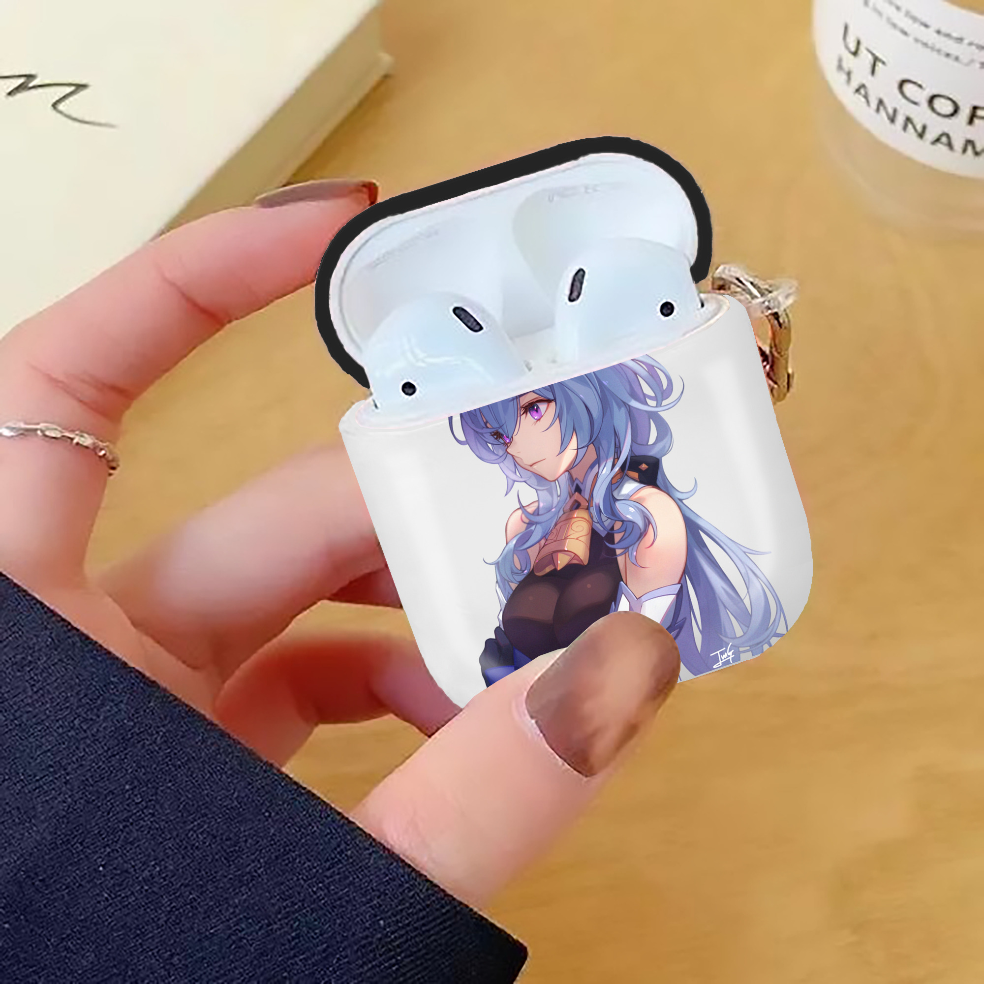 げんし神 甘雨 かんう genshin Ganyu AirPods 第2世代保護ケース ハードシェル ブラック 耐衝撃・防指紋・カラビナ付き