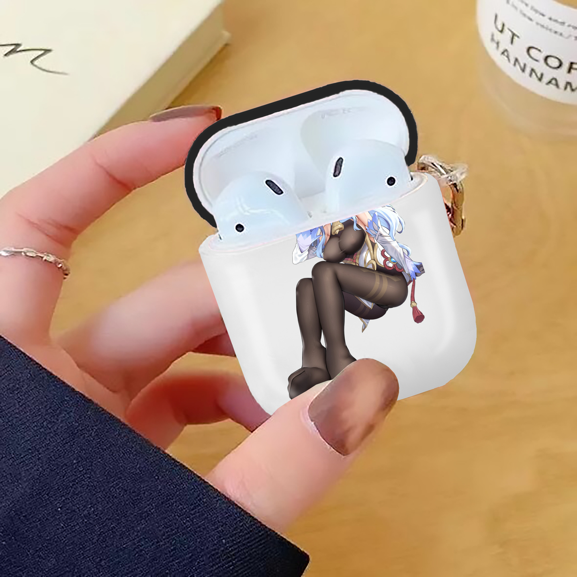げんし神 甘雨 かんう genshin Ganyu AirPods 第2世代保護ケース ハードシェル ブラック 耐衝撃・防指紋・カラビナ付き