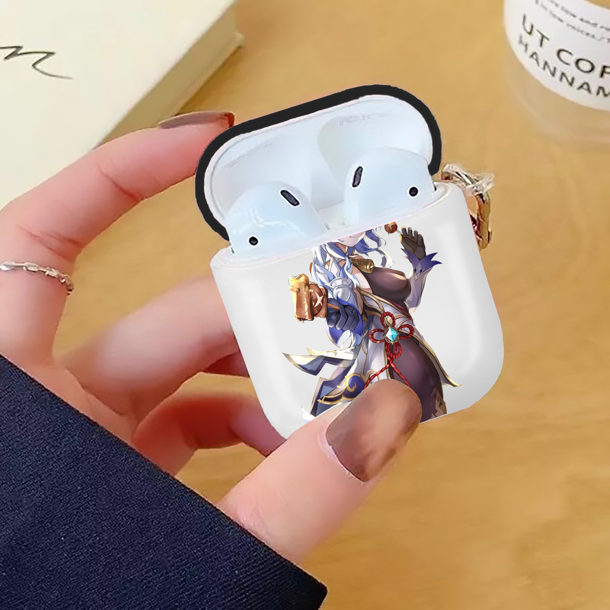 げんし神 甘雨 かんう genshin Ganyu AirPods 第2世代保護ケース ハードシェル ブラック 耐衝撃・防指紋・カラビナ付き