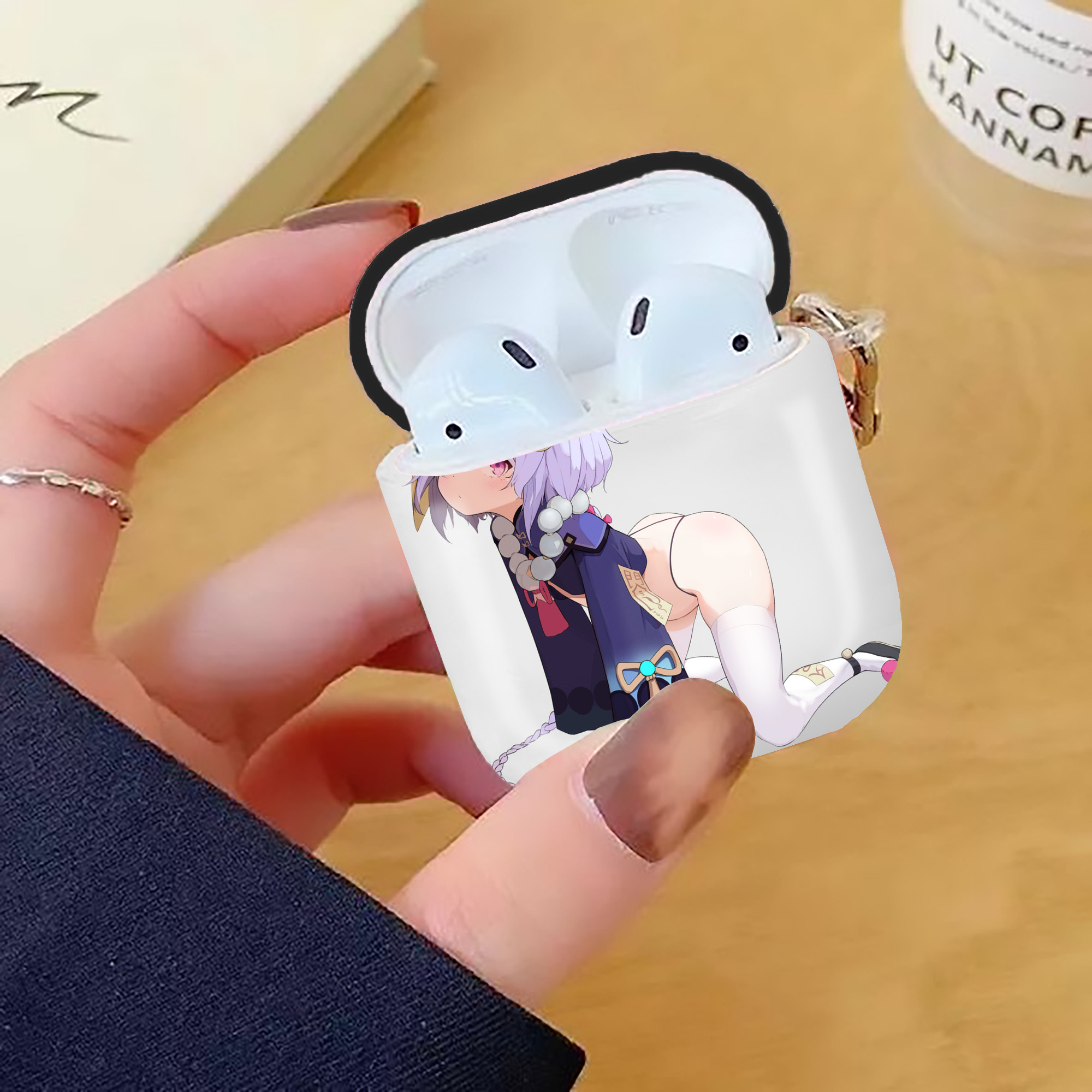 げんし神 七七 なな  genshin Nana AirPods 第2世代保護ケース ハードシェル ブラック 耐衝撃・防指紋・カラビナ付き