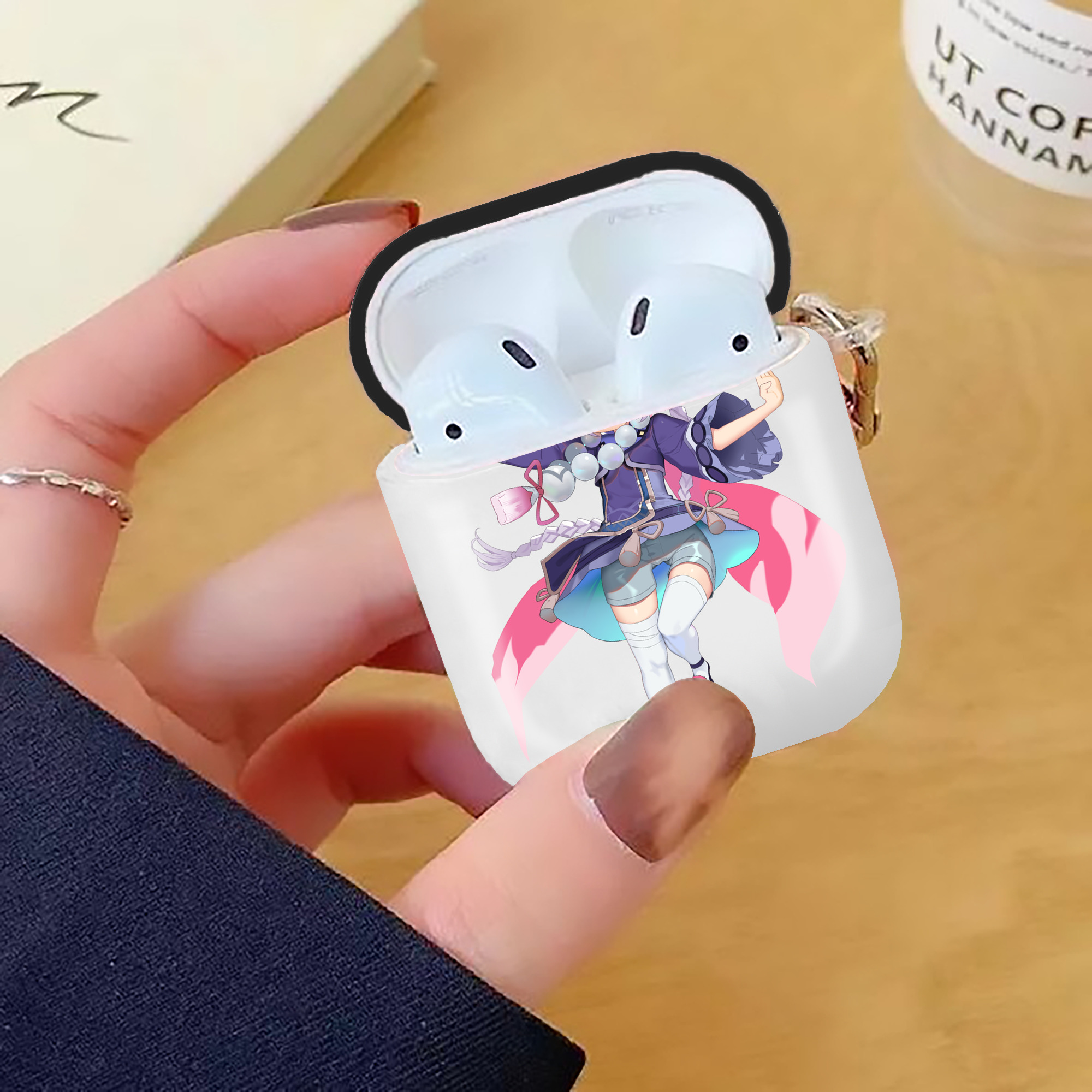げんし神 七七 なな  genshin Nana AirPods 第2世代保護ケース ハードシェル ブラック 耐衝撃・防指紋・カラビナ付き