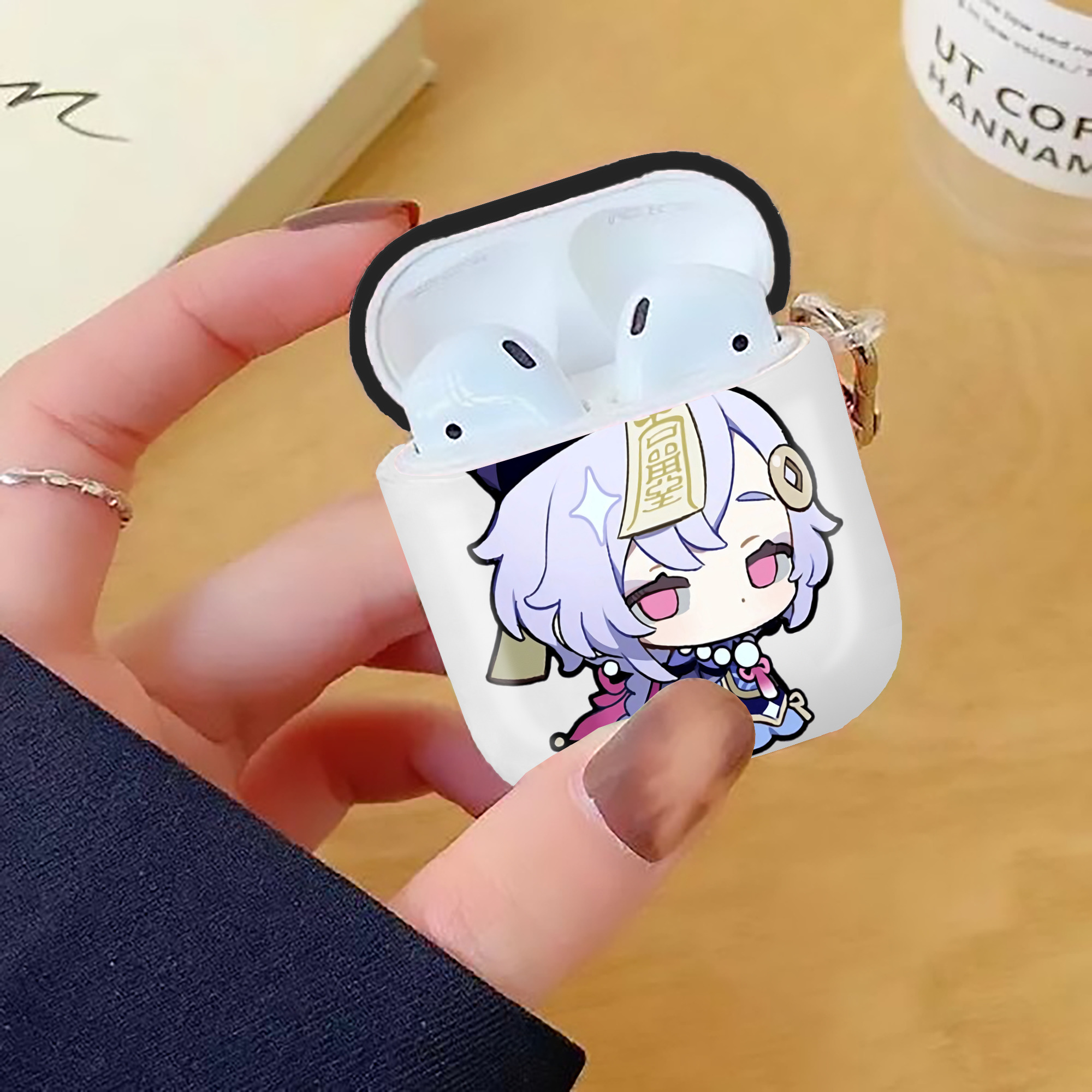 げんし神 七七 なな  genshin Nana AirPods 第2世代保護ケース ハードシェル ブラック 耐衝撃・防指紋・カラビナ付き