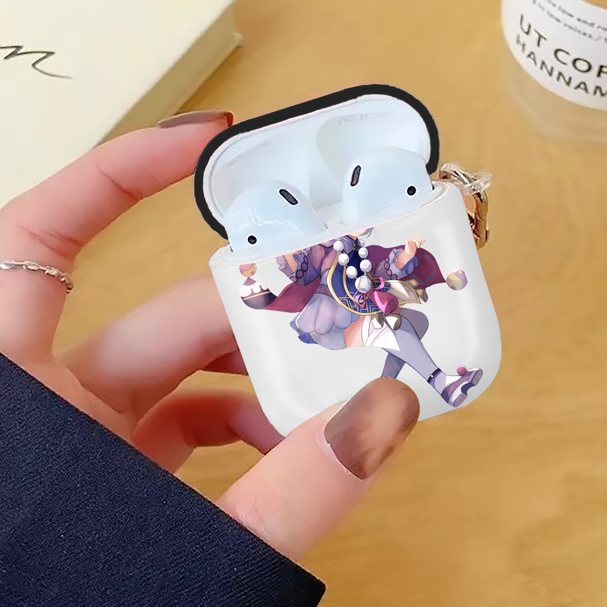 げんし神 七七 なな  genshin Nana AirPods 第2世代保護ケース ハードシェル ブラック 耐衝撃・防指紋・カラビナ付き